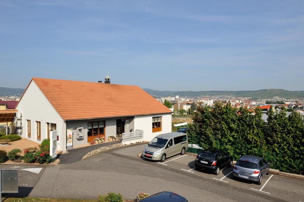 Campanile Clermont Ferrand - Le Brezet Hotell Eksteriør bilde